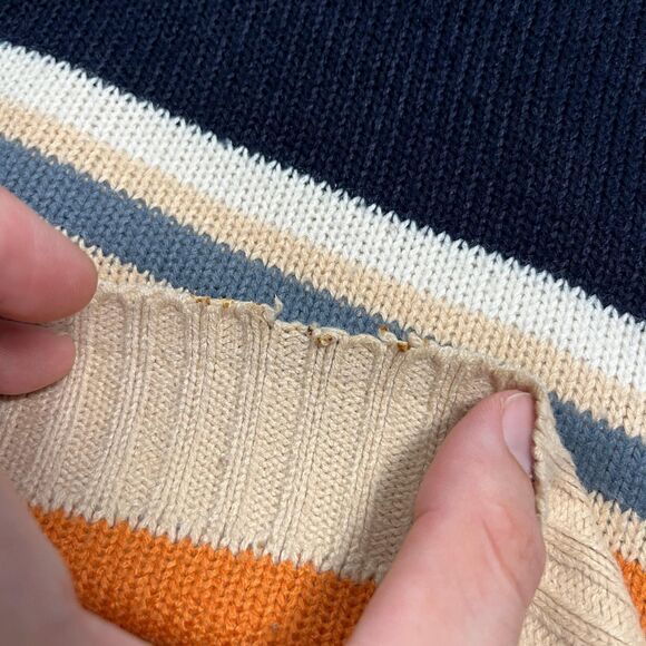 Vintage Y2K Southpole sweater, size L blue/beige spellout logo 2000s sweatshirt - Picture 6 of 10